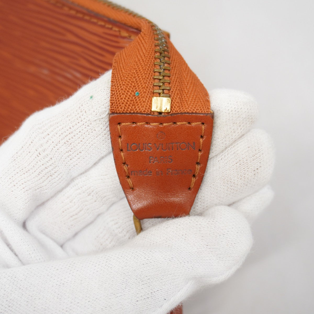 【6gd5072】ルイヴィトン ポーチ エピ ポシェットアクセソワール M52953 ケニアブラウン【中古】レディース