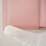 【6gd5088】クリスチャンディオール 三つ折り財布 カナージュ エナメル ピンク ゴールド金具【中古】レディース