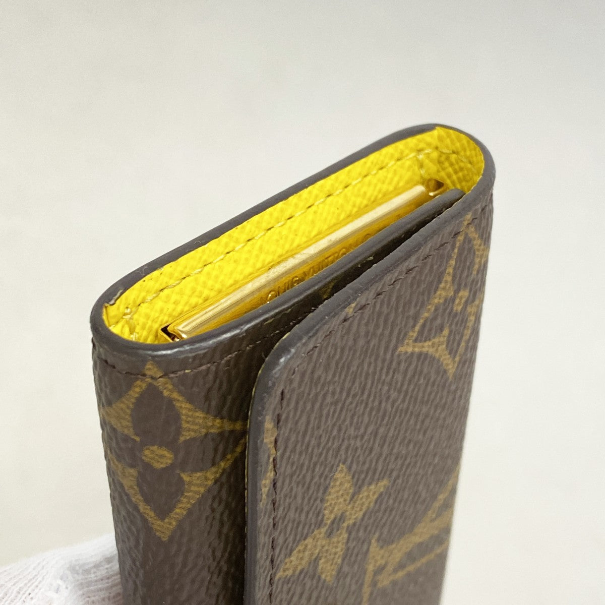 【6gd5110】ルイヴィトン キーケース モノグラム ミュルティクレ4 M81938 ブラウン ジョーヌ【中古】レディース