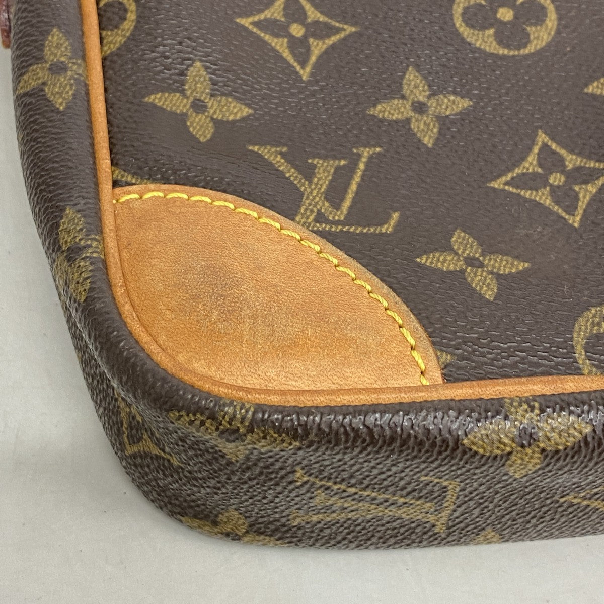 【6gd5152】ルイヴィトン ショルダーバッグ モノグラム ダヌーブ M45266 ブラウン【中古】レディース
