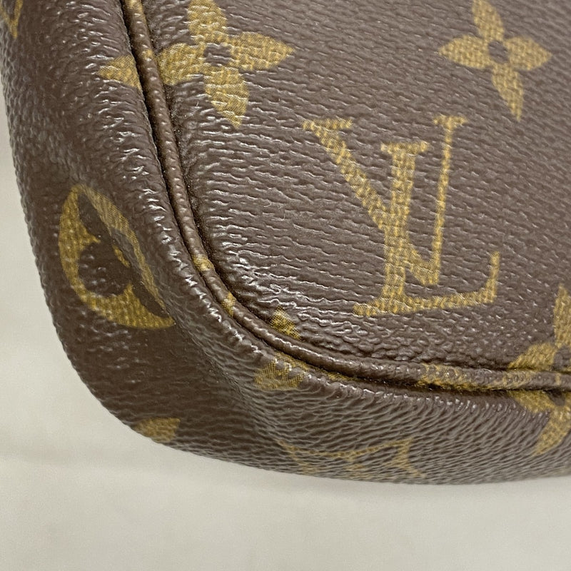 【6gd5166】ルイヴィトン ポーチ モノグラム ポシェットアクセソワール M51980 ブラウン【中古】レディース