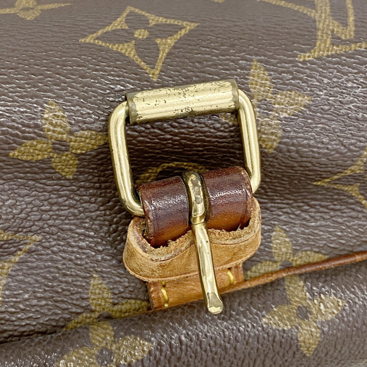【6gd5204】ルイヴィトン ショルダーバッグ モノグラム ソミュール30 M42256 ブラウン【中古】レディース