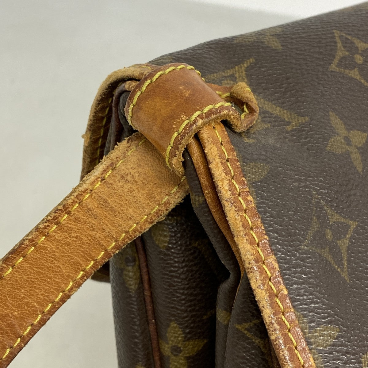 【6gd5204】ルイヴィトン ショルダーバッグ モノグラム ソミュール30 M42256 ブラウン【中古】レディース