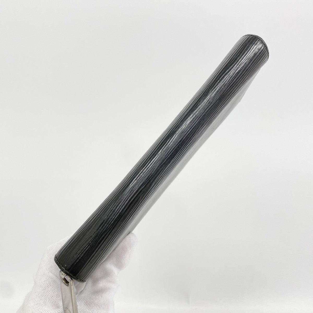 【6gd5304】ルイヴィトン 長財布 エピ ジッピーウォレット M60072 ノワール【中古】メンズ レディース ユニセックス