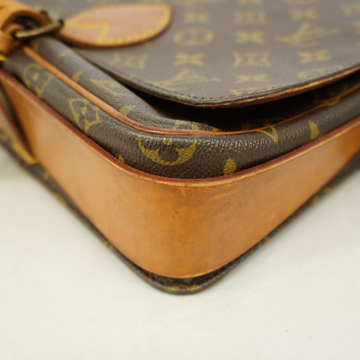 【6gd5215】ルイヴィトン ショルダーバッグ モノグラム カルトシエールGM M51252 ブラウン【中古】レディース