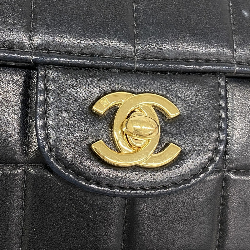 【6gd5224】シャネル ショルダーバッグ チョコバー チェーンショルダー ラムスキン ブラック ゴールド金具【中古】レディース