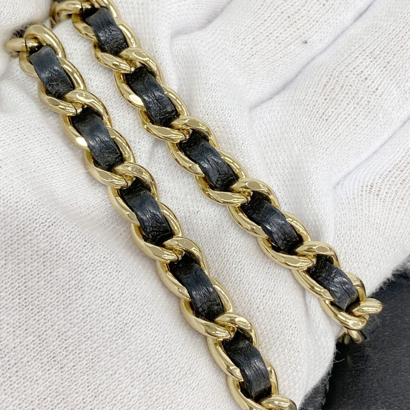 【6gd5224】シャネル ショルダーバッグ チョコバー チェーンショルダー ラムスキン ブラック ゴールド金具【中古】レディース