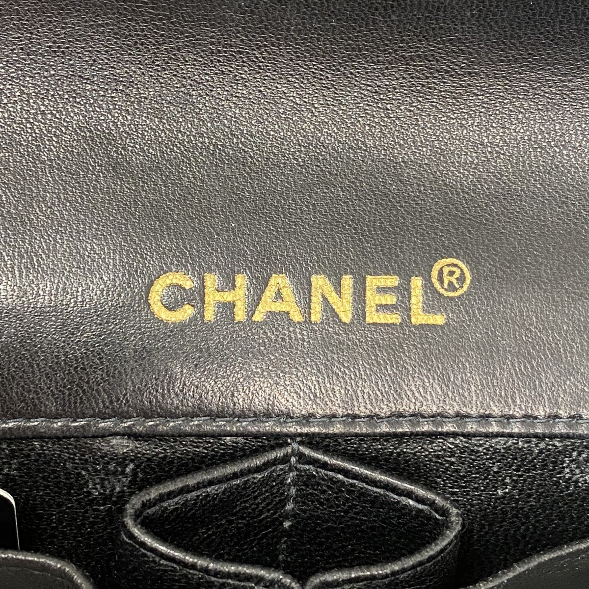 【6gd5224】シャネル ショルダーバッグ チョコバー チェーンショルダー ラムスキン ブラック ゴールド金具【中古】レディース