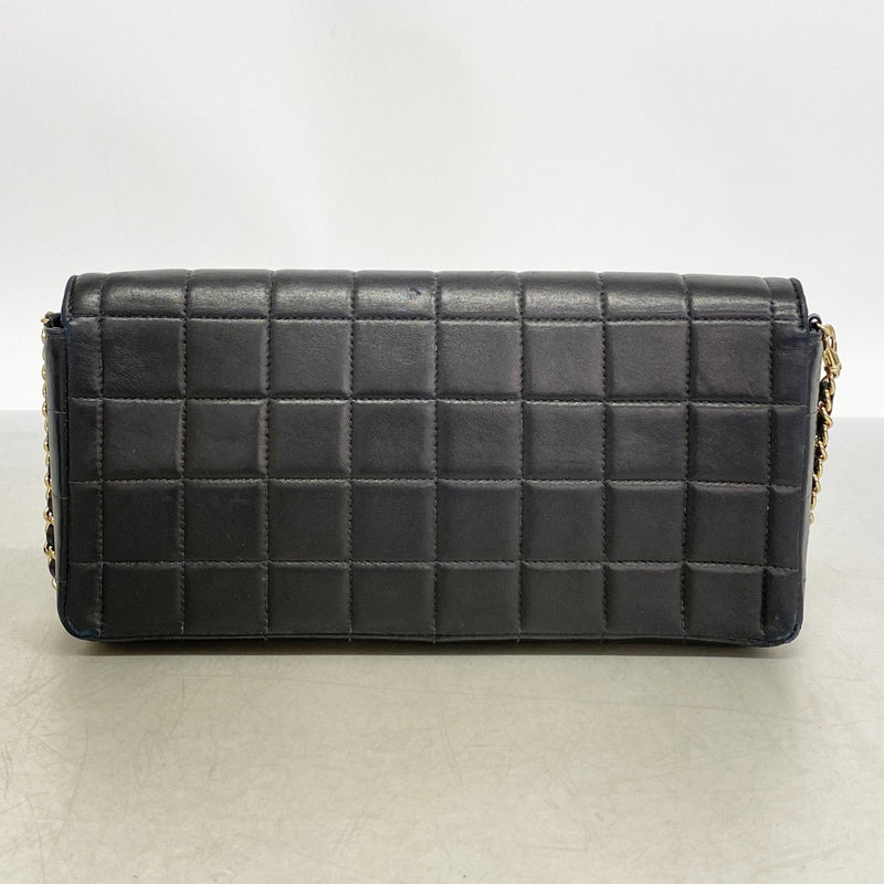 【6gd5224】シャネル ショルダーバッグ チョコバー チェーンショルダー ラムスキン ブラック ゴールド金具【中古】レディース