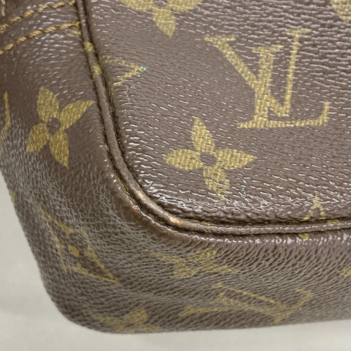 【6gd5240】ルイヴィトン ポーチ モノグラム トゥルーストワレット23 M47524 ブラウン【中古】レディース