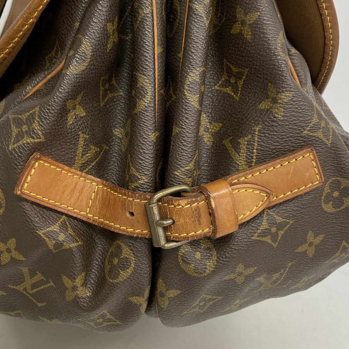【6gd5248】ルイヴィトン ショルダーバッグ モノグラム ソミュール35 M42254 ブラウン【中古】レディース