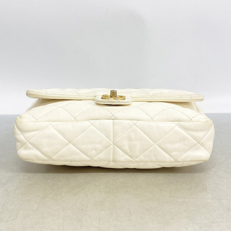 【6gd5254】シャネル ショルダーバッグ マトラッセ チェーンショルダー ラムスキン ホワイト ゴールド金具【中古】レディース