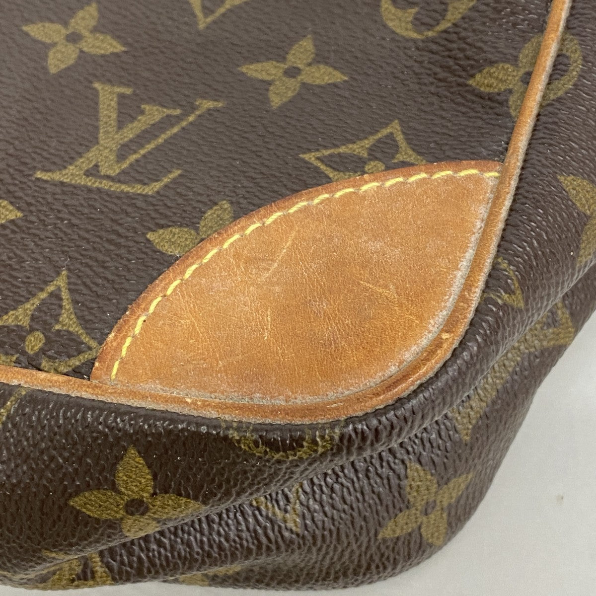 【6gd5255】ルイヴィトン クラッチバッグ モノグラム コンピエーニュ28 M51845 ブラウン【中古】メンズ レディース ユニセックス