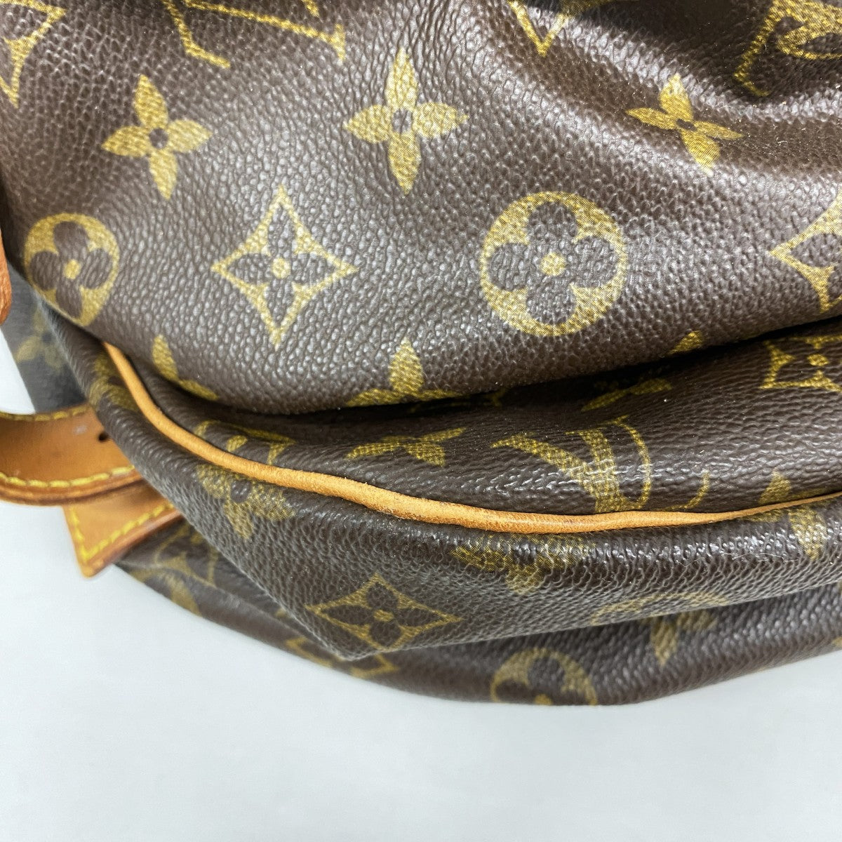 【6gd5272】ルイヴィトン ショルダーバッグ モノグラム ソミュール43 M42252 ブラウン【中古】レディース