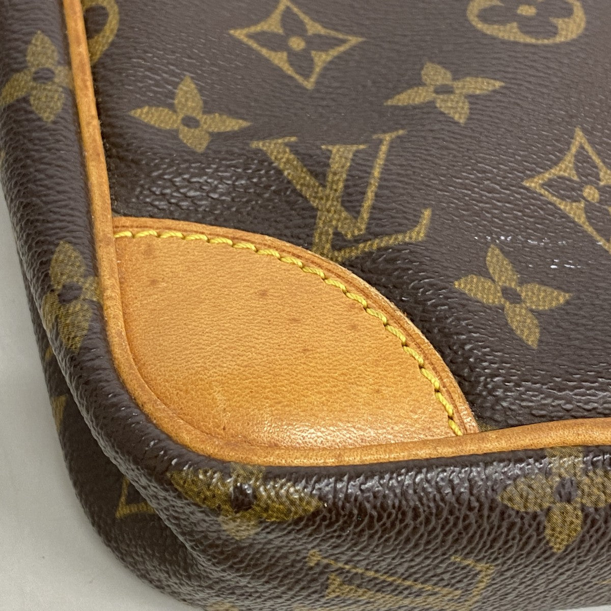 【6gd5298】ルイヴィトン ショルダーバッグ モノグラム ダヌーブ M45266 ブラウン【中古】レディース