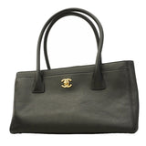 【6gd5325】シャネル トートバッグ エグゼクティブ レザー ブラック ゴールド金具【中古】レディース