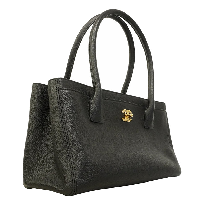 【6gd5325】シャネル トートバッグ エグゼクティブ レザー ブラック ゴールド金具【中古】レディース