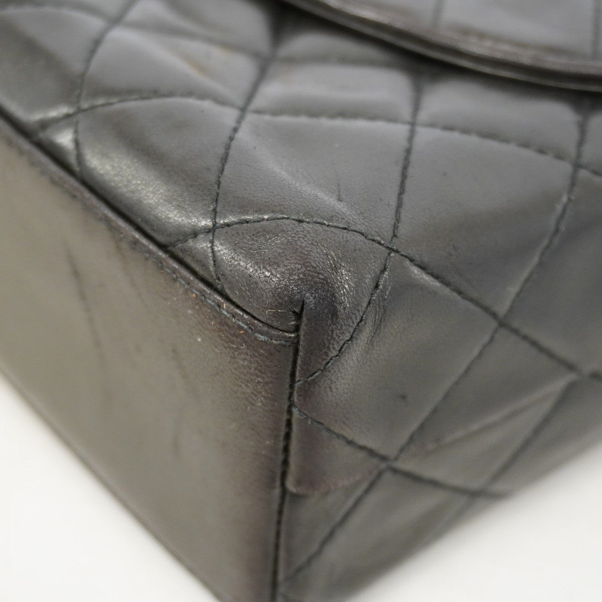 【6gd5340】シャネル ショルダーバッグ マトラッセ ラムスキン ブラック ゴールド金具【中古】レディース