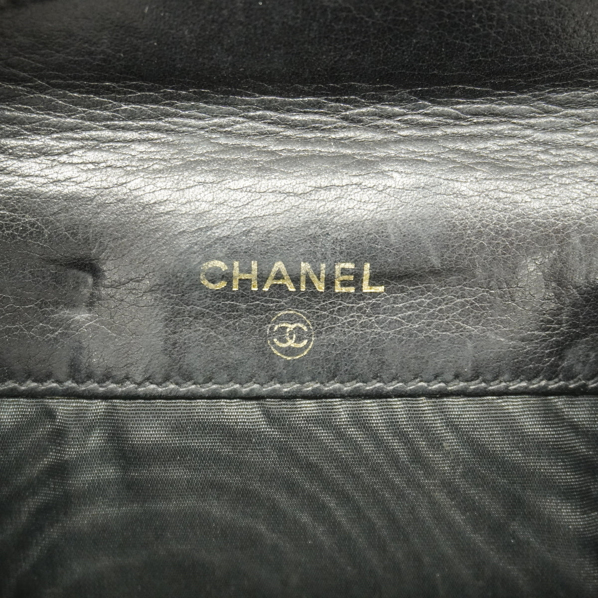 【6gd5351-k】シャネル 財布 キャビアスキン ブラック ゴールド金具【中古】レディース