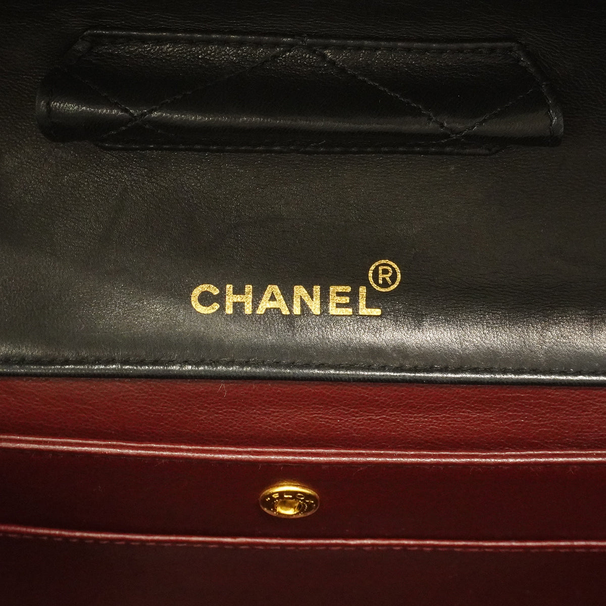 【6ge5418】シャネル ショルダーバッグ マトラッセ Wチェーン ラムスキン ブラック ゴールド金具【中古】レディース