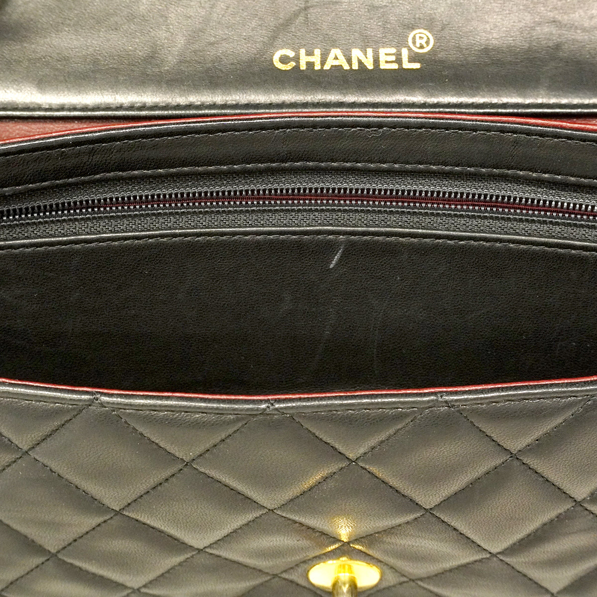 【6ge5418】シャネル ショルダーバッグ マトラッセ Wチェーン ラムスキン ブラック ゴールド金具【中古】レディース