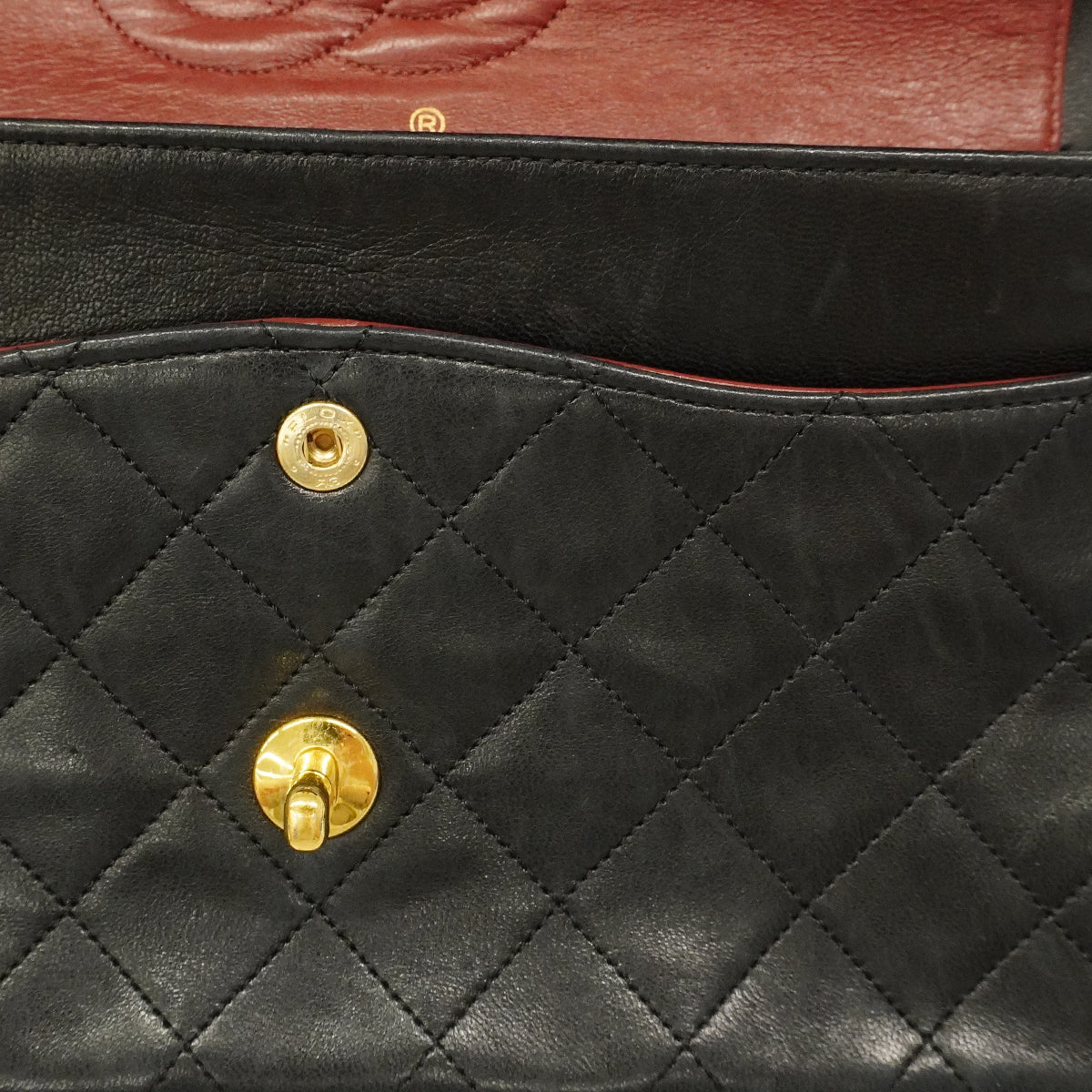 【6ge5420】シャネル ショルダーバッグ マトラッセ Wフラップ Wチェーン ラムスキン ブラック ゴールド金具【中古】レディース