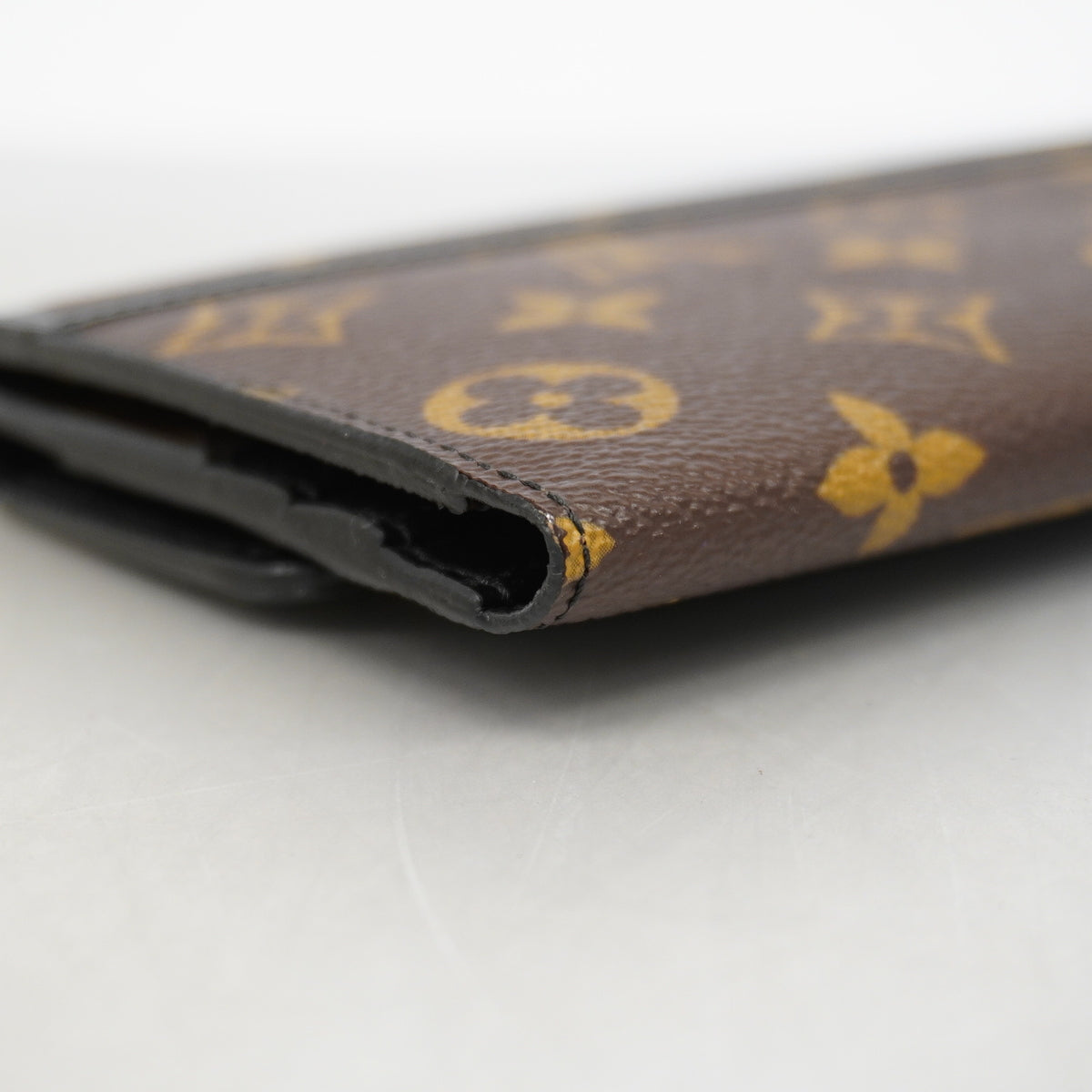 【6ge5437-k】ルイヴィトン 三つ折り財布 モノグラム・マカサー ポルトフォイユロン M60168 ブラウン ブラック【中古】メンズ