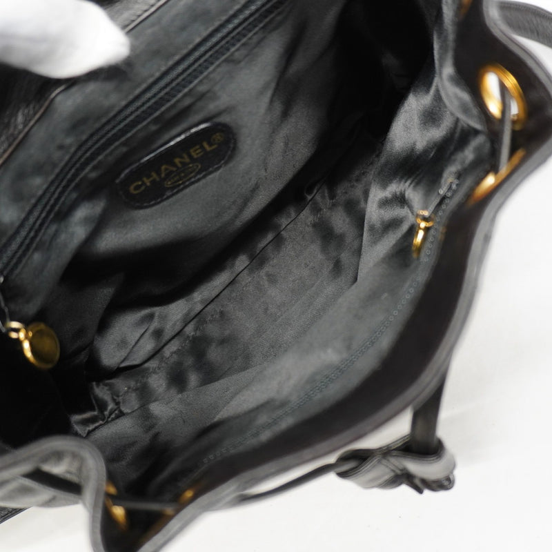 【6ge5459-k】シャネル リュック・デイパック マトラッセ ラムスキン ブラック ゴールド金具【中古】レディース