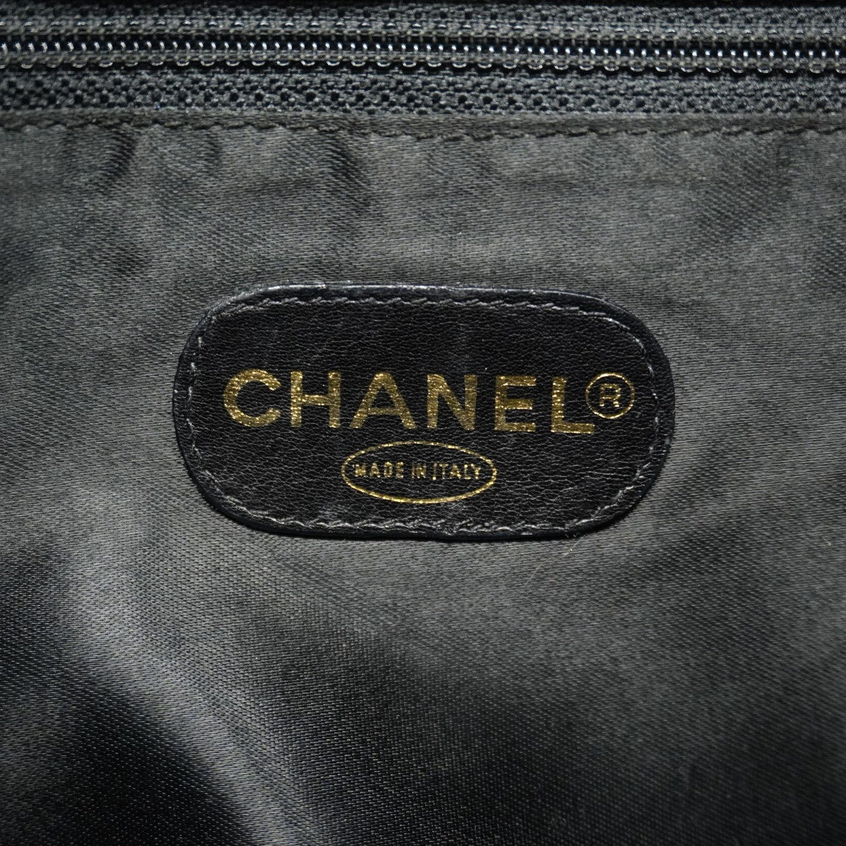【6ge5459-k】シャネル リュック・デイパック マトラッセ ラムスキン ブラック ゴールド金具【中古】レディース