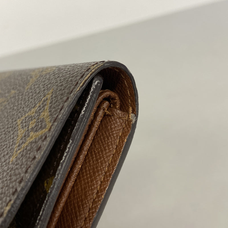 【6ge5495】ルイヴィトン 三つ折り長財布 モノグラム ポルトトレゾールインターナショナル M61215 ブラウン【中古】メンズ レディース ユニセックス