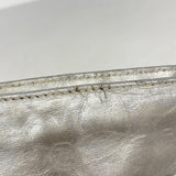 【6ge5531】シャネル ポーチ カメリア レザー シルバー シルバー金具【中古】レディース