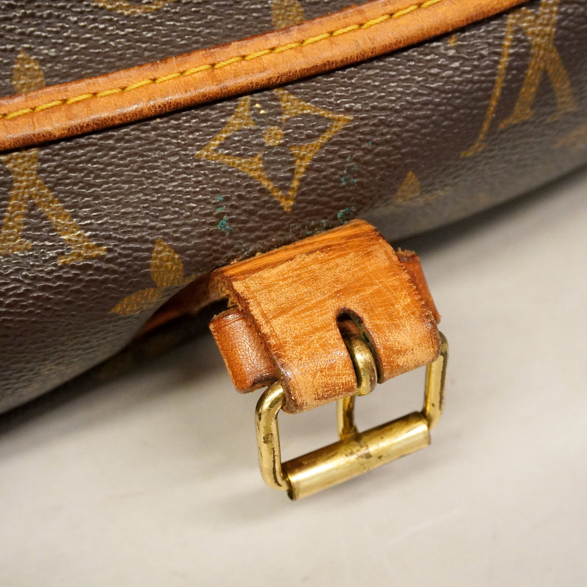 【6ge5585】ルイヴィトン ショルダーバッグ モノグラム ソミュール35 M42254 ブラウン【中古】レディース