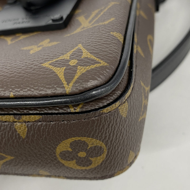 【6ge5620】ルイヴィトン ショルダーバッグ モノグラム・マカサー Sロックヴェルティカルウェアラブルウォレット M81522 ブラウン ブラック【中古】メンズ