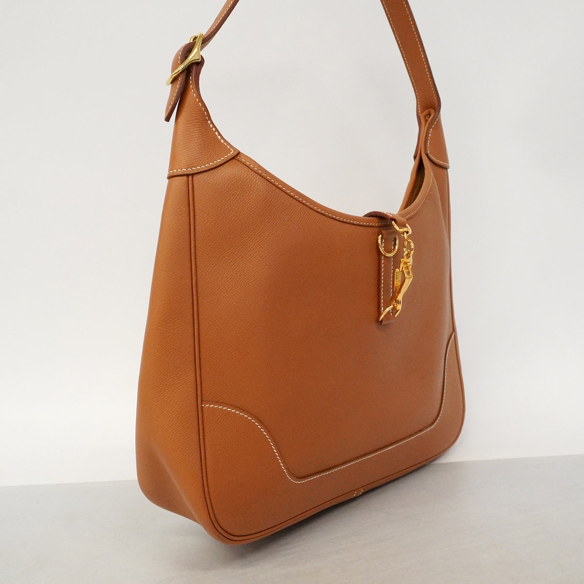 【6ge5654】エルメス ショルダーバッグ トリム31 クシュベル ゴールド ゴールド金具 □B刻印【中古】レディース