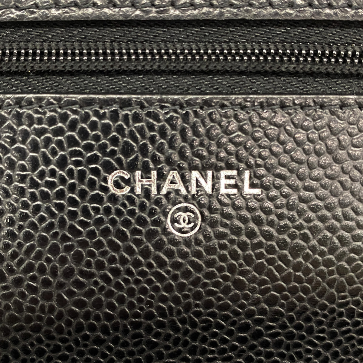 【6ge5673-h】シャネル ショルダーウォレット マトラッセ チェーンショルダー キャビアスキン ブラック シルバー金具【中古】レディース