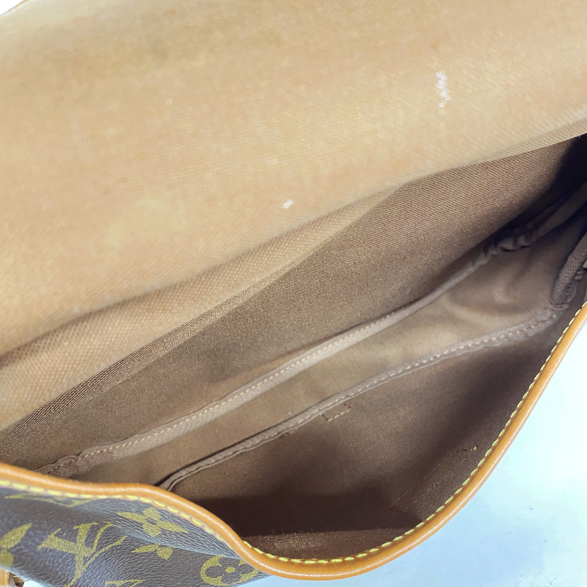 【6ge5674-h】ルイヴィトン ショルダーバッグ モノグラム ソミュール30 M42256 ブラウン【中古】レディース