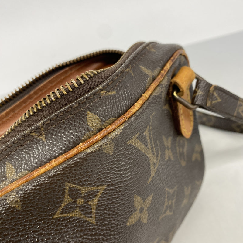 【6ge5697】ルイヴィトン ショルダーバッグ モノグラム ポシェットマルリーバンドリエール M51828 ブラウン【中古】レディース