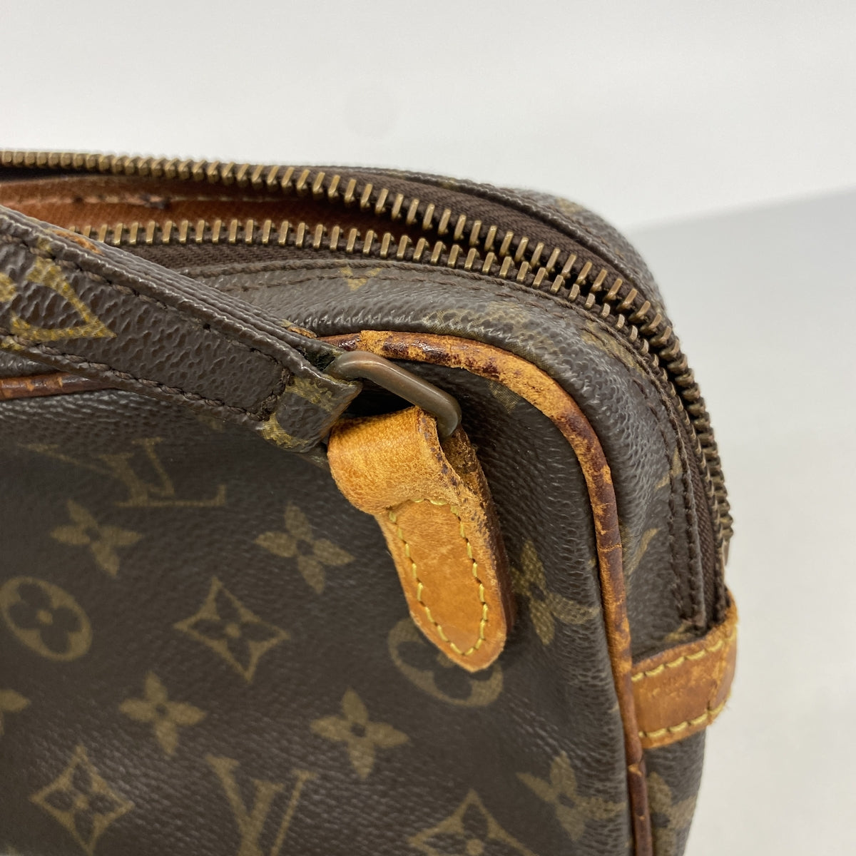 【6ge5697】ルイヴィトン ショルダーバッグ モノグラム ポシェットマルリーバンドリエール M51828 ブラウン【中古】レディース