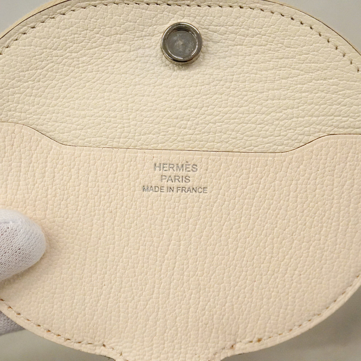 【6ge5724】エルメス コインケース インザループ シェブルミゾル ホワイト セサミ シルバー金具 Y刻印【中古】メンズ レディース ユニセックス