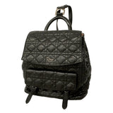 【6ge5776】クリスチャンディオール リュック・デイパック カナージュ レザー ブラック シルバー金具【中古】レディース