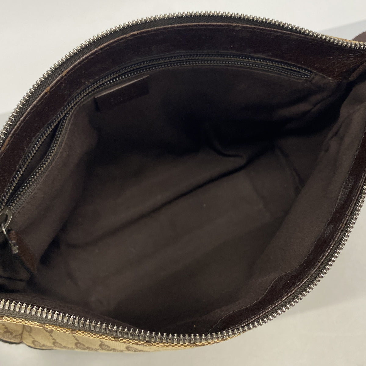 【6ge5787-k】グッチ ショルダーバッグ GGキャンバス 114273 キャンバス ベージュ シルバー金具【中古】レディース