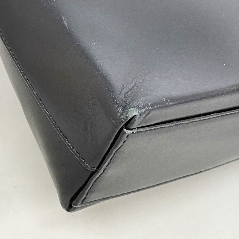 【6ge5800】サルヴァトーレフェラガモ ショルダーバッグ ガンチーニ レザー ブラック ゴールド金具【中古】レディース
