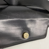 【6ge5801】サルヴァトーレフェラガモ ショルダーバッグ ヴァラ レザー ブラック ゴールド金具【中古】レディース