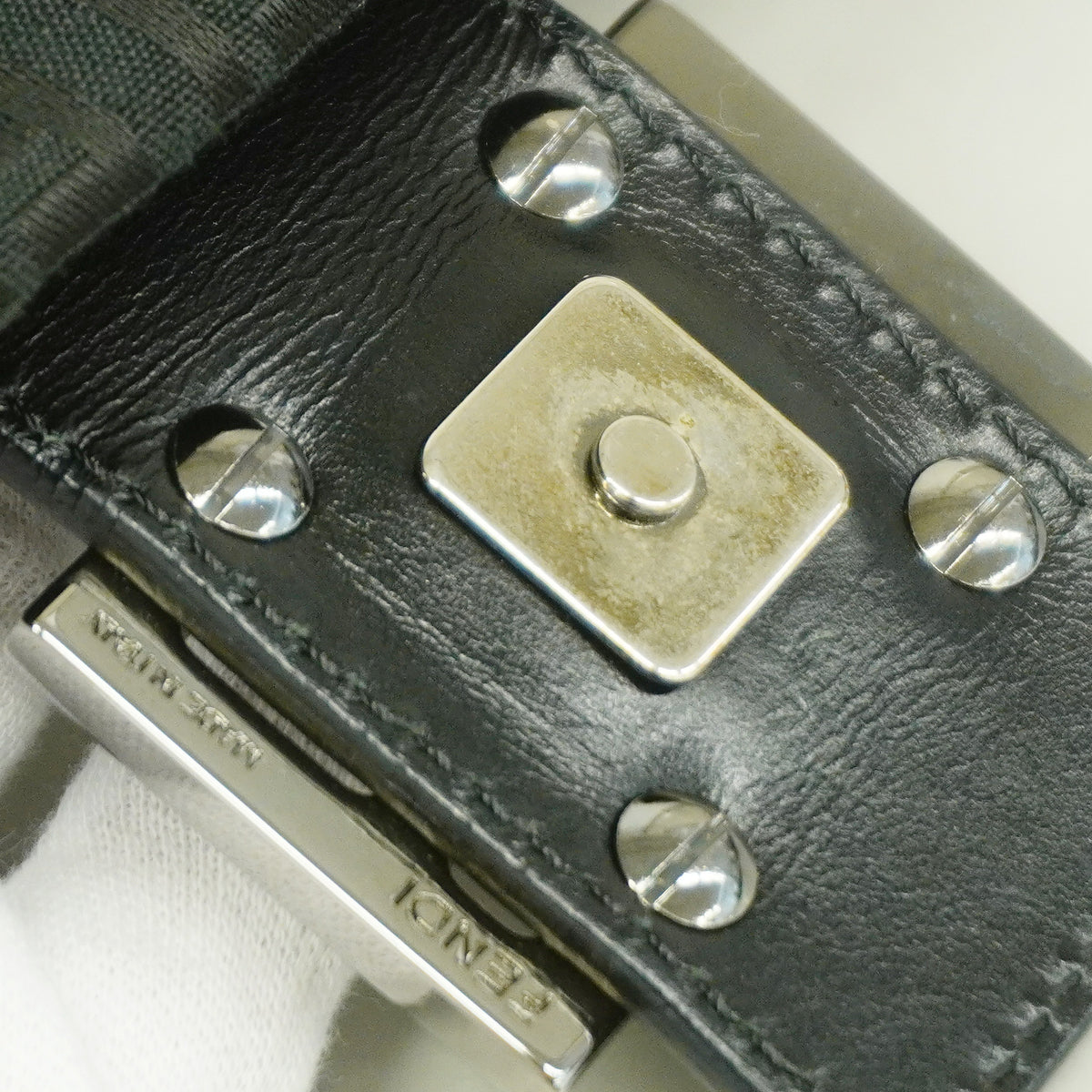 【6ge5832】フェンディ ハンドバッグ ズッキーノ マンマバケット ナイロンキャンバス ブラック シルバー金具【中古】レディース