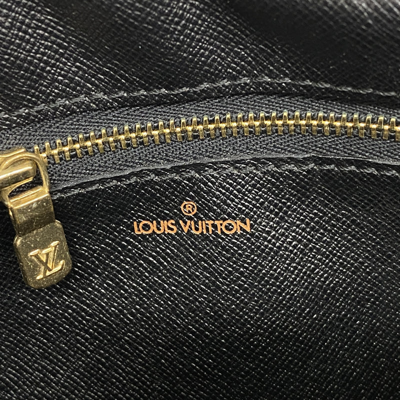 【6ge5844】ルイヴィトン ショルダーバッグ エピ トロカデロ24 M52312 ノワール【中古】レディース