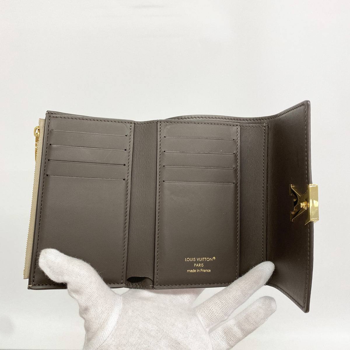 【6ge5846】ルイヴィトン 三つ折り財布 トリヨン ポルトフォイユカプシーヌコンパクト M62159 ガレ【中古】レディース