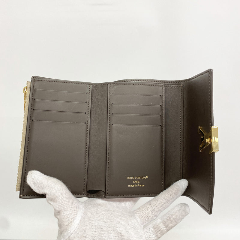 【6ge5846】ルイヴィトン 三つ折り財布 トリヨン ポルトフォイユカプシーヌコンパクト M62159 ガレ【中古】レディース