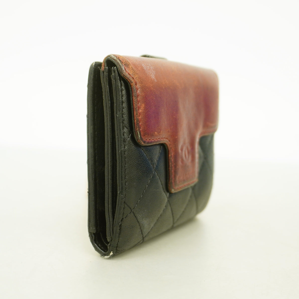 【6ge5905-k】シャネル 財布 マトラッセ ラムスキン ブラック シルバー金具【中古】レディース