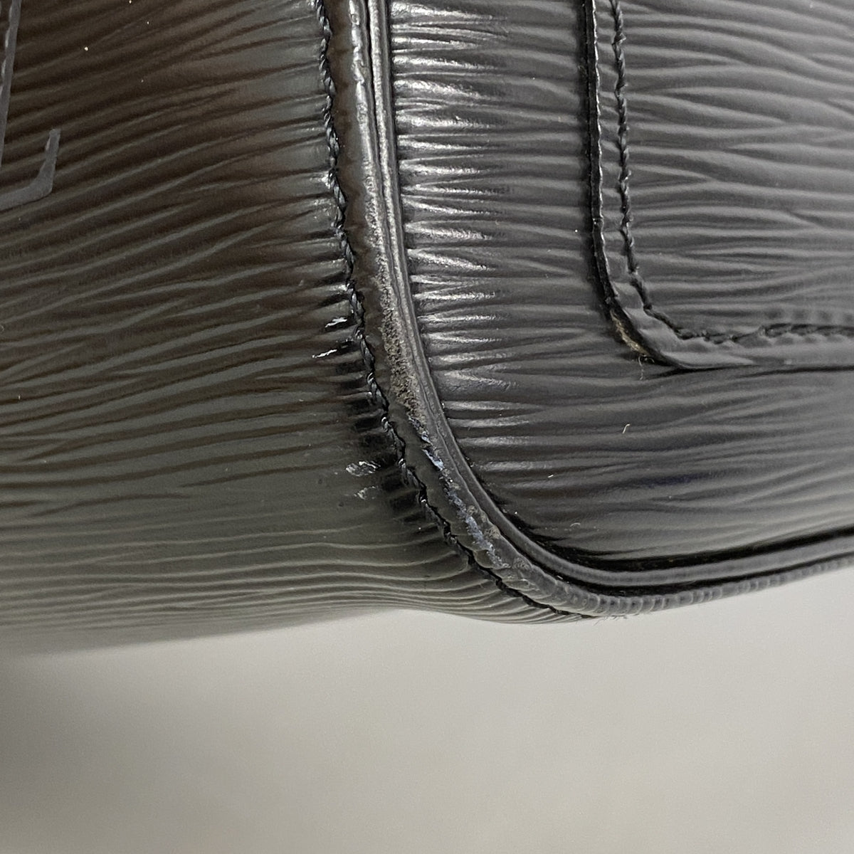 【6ge5912-k】ルイヴィトン ハンドバッグ エピ スピーディ30 M59022 ノワール【中古】レディース