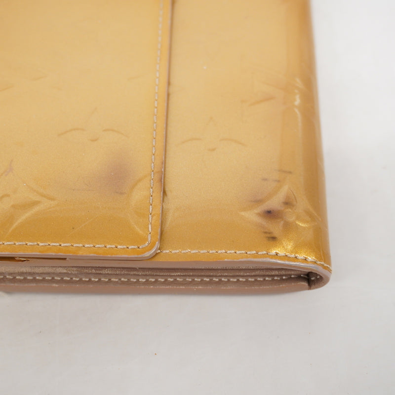 【6ge6037】ルイヴィトン 長財布 ヴェルニ ポルトフォイユサラ M91764 ベージュプードル【中古】レディース